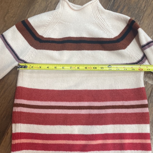 Loft petite sweater - Picture 6 of 11